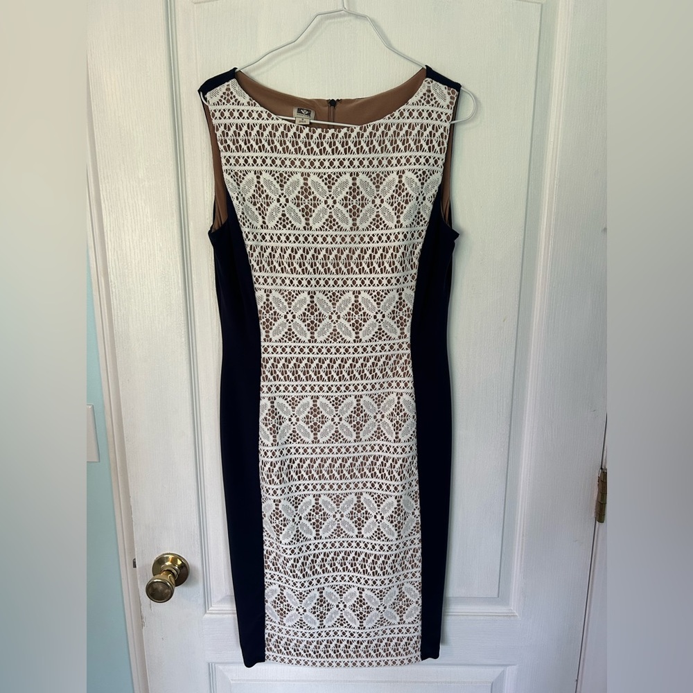 ANNE KLEIN: purple and white lace dress size 6